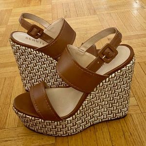 BNWOB Schutz Platform Wedge Sandal